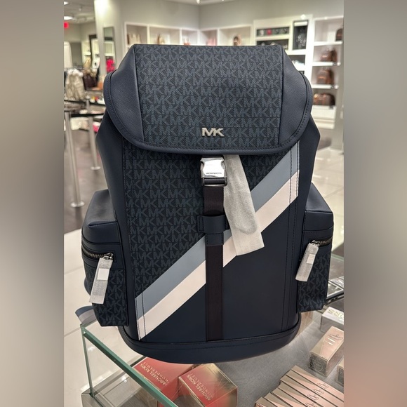 MICHAEL KORS MENS Cooper Logo Backpack NWT - Picture 1 of 3